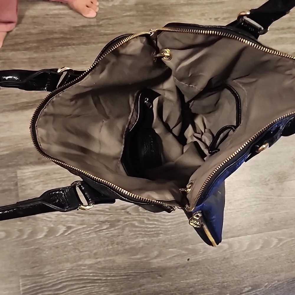 Black Steve Madden Bag - Picture 3 of 3